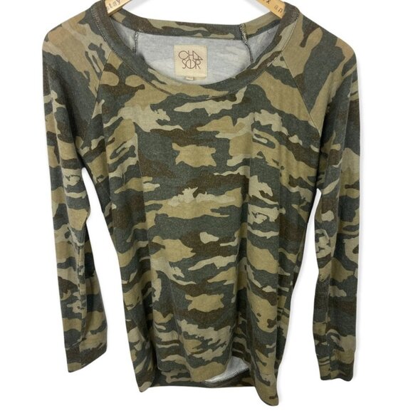 Chaser Green Camo Long Sleeve Sweatshirt Size XS Camouflage Open Back Sweater - Picture 2 of 9